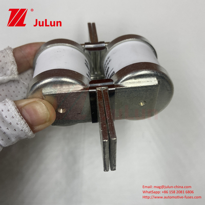 MUSSMANN 690V 630A Керамические медные автомобильные предохранители 630MMT Twin Flat Plate Bolt Type Fuse для защиты транспортного средства