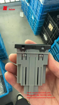 12V 24VFORD Нажмите на кнопку переключателя опасности Световой переключатель опасности Сигнал остановки