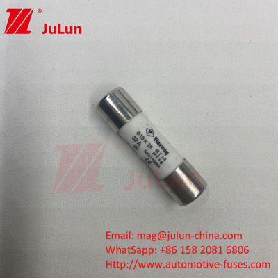 PV FUSE 10*38mm 10A Диновый держатель гидробезопасителя для 1000VDC 15A Диновый железнодорожный солнечный держатель безопасителя
