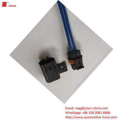 Устройство болта Ручное перезагрузка воздушного переключателя Автомобильный электрический предохранитель Пластиковый / нейлоновый корпус 32V