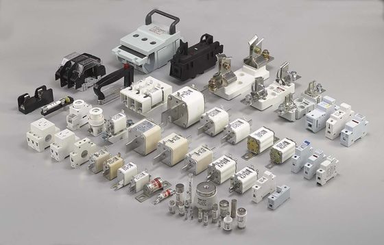 RS15 GG32A 500VDC 100KA Керамические автомобильные предохранители 10 * 38 мм держатель IEV60269