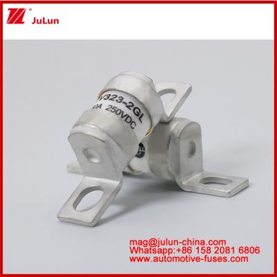 EV323-2GL 50A DC250VDC Трубчатый керамический предохранитель Структура с застегнутым током, устойчивая к вибрациям Механический удар EV или HEV компактный размер Электрическое транспортное средство высокой номинальности