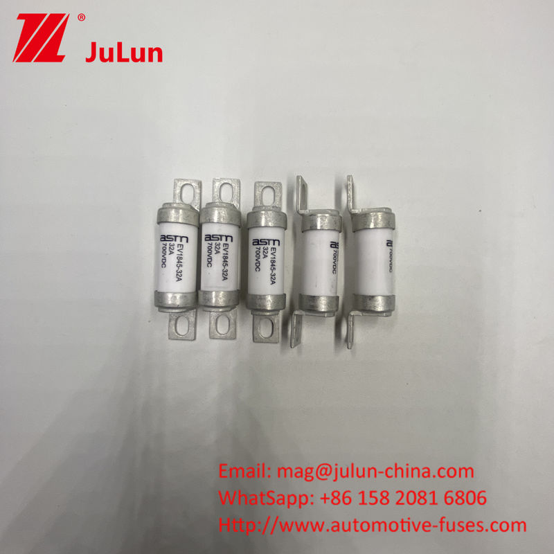 EV1845 25A 700VDC EV HEV Напряжение 700VDC Средний выключатель предохранителя