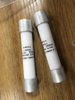 взрыватель настоящее 250KA 15X75mm 3A 1300V керамический материальный высоковольтный