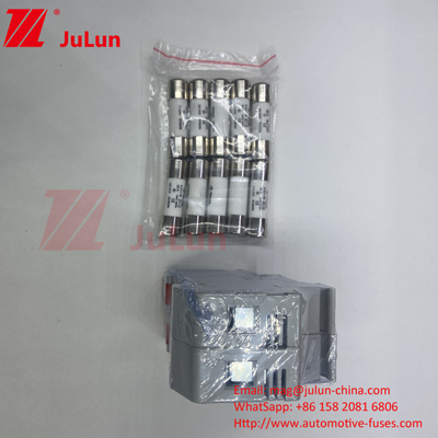 1000VDC-1500VDC Содержатель солнечного фотоэлектрического предохранителя с предохранителем 2 ампера