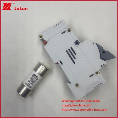 Фотоэлектрическое 10*85mm 1500VDC 32A DIN Железнодорожная установка питания с сертификацией IEC 60947-3