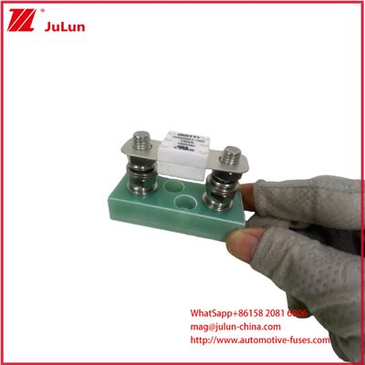 FHR39-M8-01 ASTM Защитные батареи электрических транспортных средств, батарейные панели мотоциклов, держатели автомобильных предохранителей, номинальное напряжение